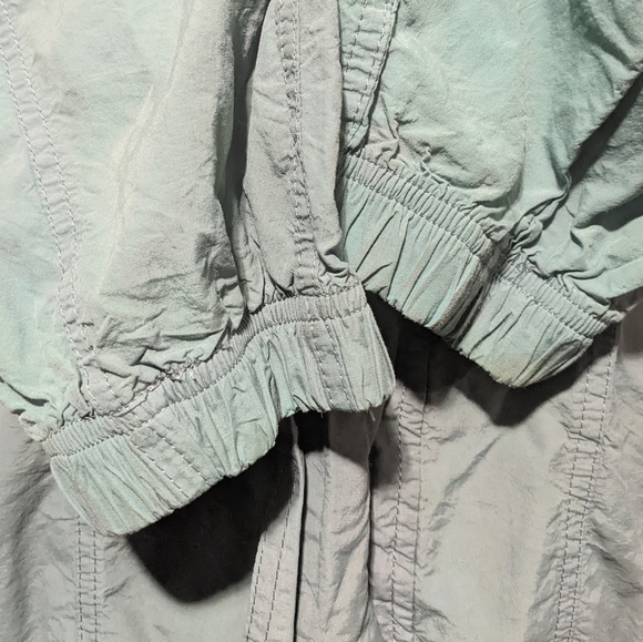 Vntg iridescent oversized "Outdoors Columbia Pictures" Zyng Jacket Small - Picture 10 of 10